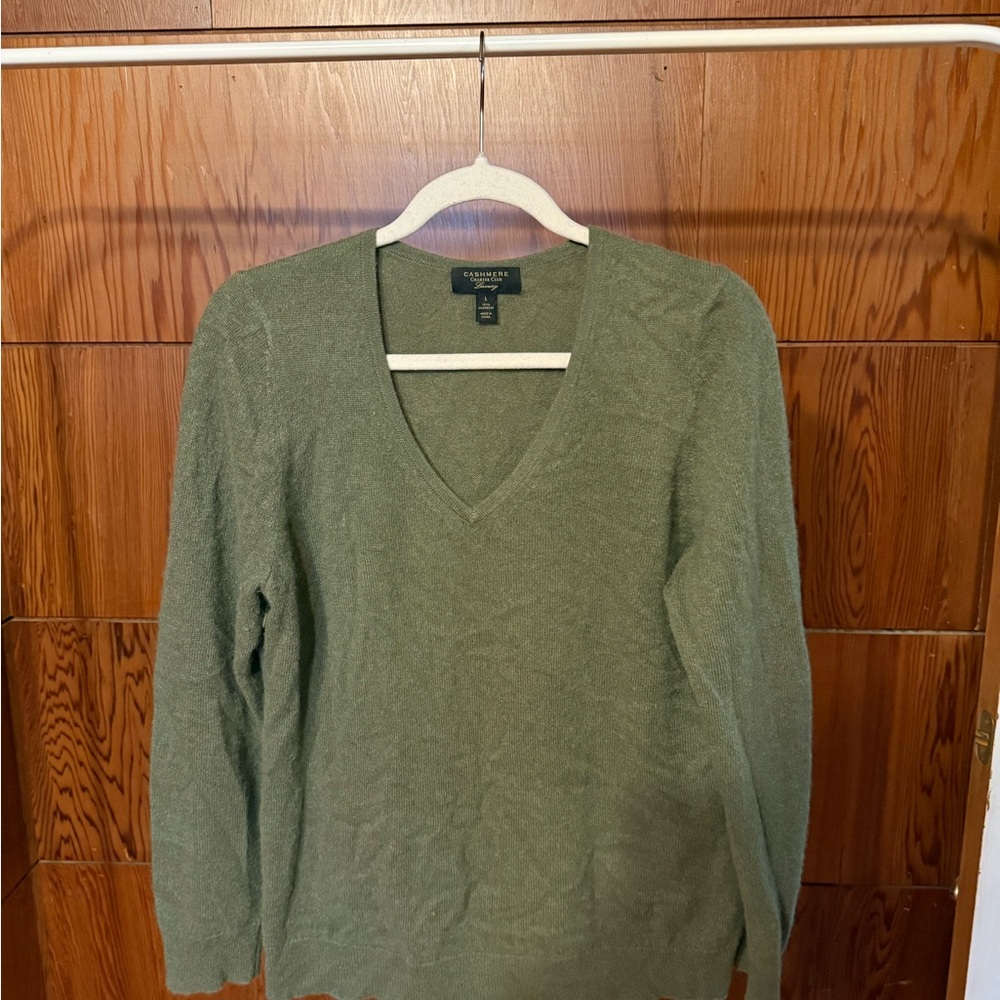 Charter Club Green V-Neck Cashmere Sweater